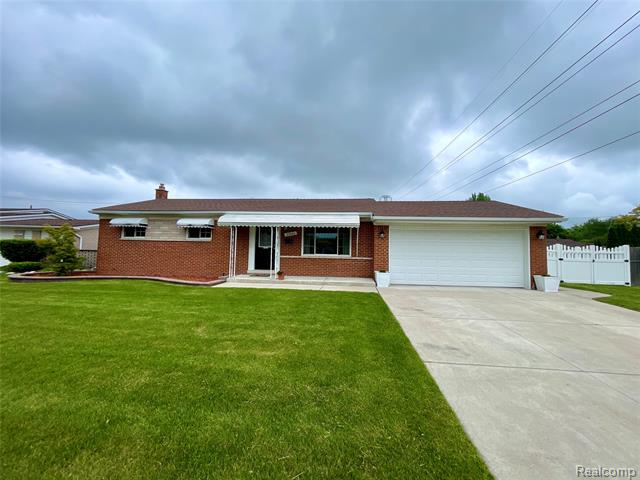 front view picture of 23042 Livingston, Taylor, MI. 48180