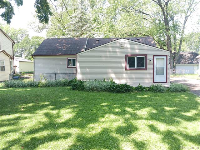 front view picture of 11132 Cape Cod, Taylor, MI. 48180