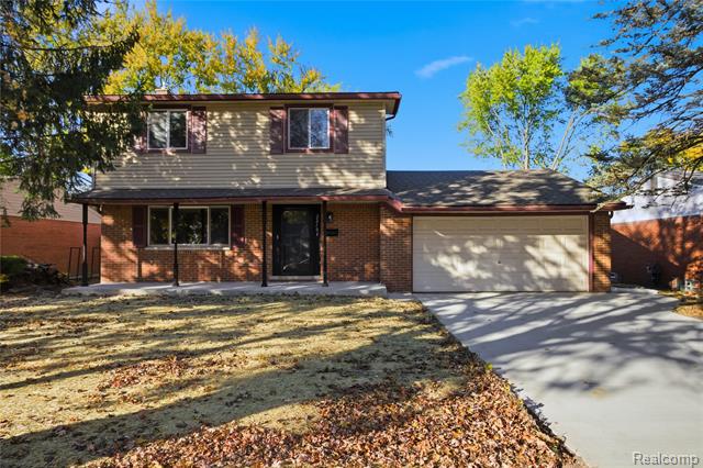 front view picture of 22104 Bernard, Taylor, MI. 48180