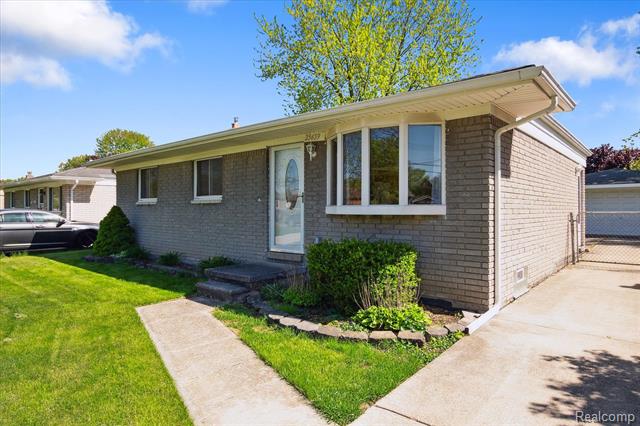 front view picture of 25659 Baker, Taylor, MI. 48180