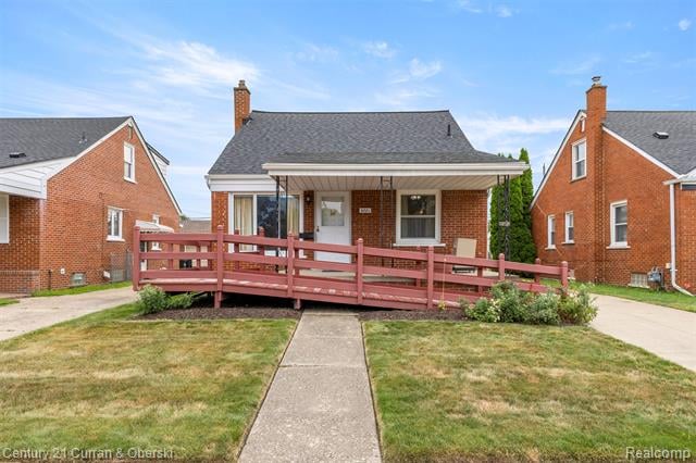 front view picture of 9881 Quandt, Allen Park, MI. 48101