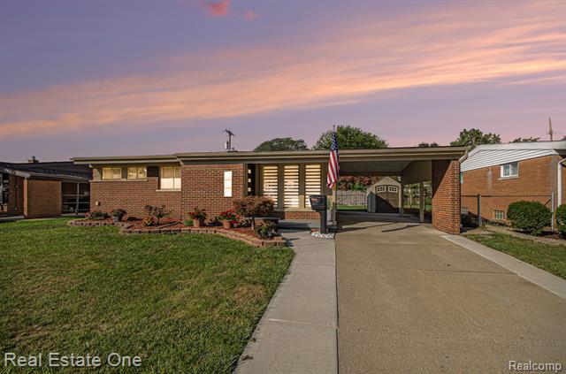 front view picture of 9720 Seavitt, Allen Park, MI. 48101
