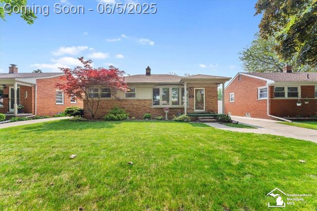 front view picture of 8691 Louise, Allen Park, MI. 48101