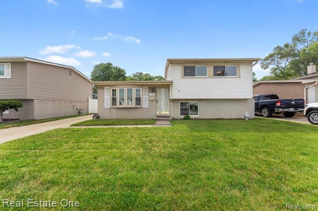 front view picture of 9454 Birch, Taylor, MI. 48180