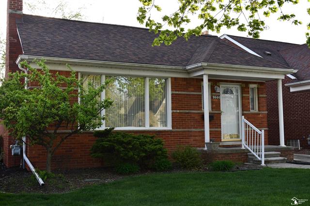 front view picture of 9644 Manor, Allen Park, MI. 48101