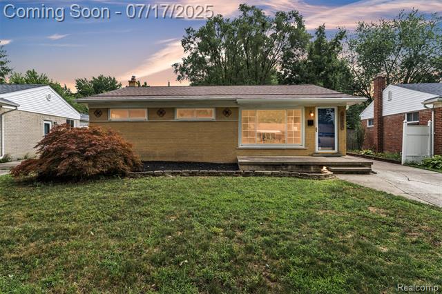 front view picture of 23663 Irving, Taylor, MI. 48180