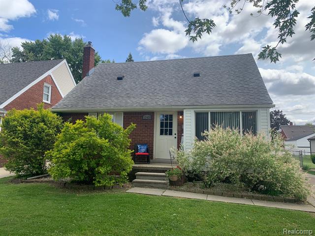 front view picture of 17439 Brody, Allen Park, MI. 48101