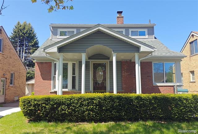 front view picture of 8998 Quandt, Allen Park, MI. 48101
