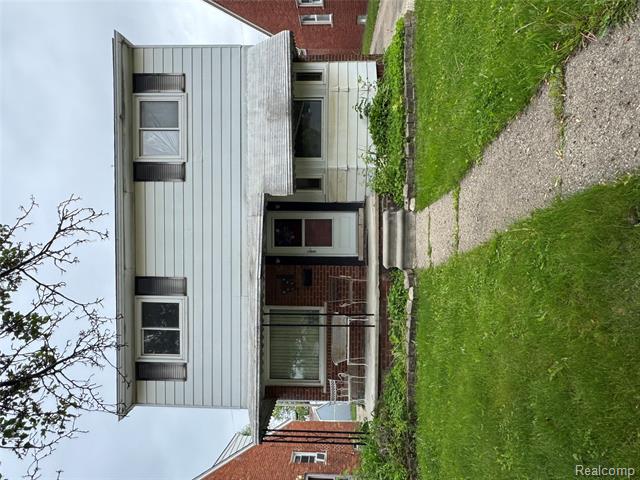 front view picture of 9306 Melbourne, Allen Park, MI. 48101