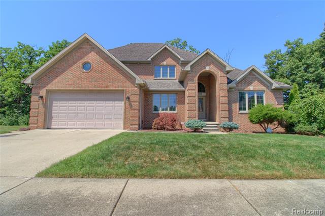 front view picture of 4600 Dolores, Trenton, MI. 48183