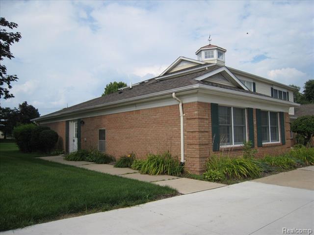front view picture of 8217 Grays, Grosse Ile, MI. 48138