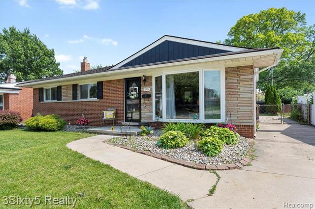 front view picture of 3761 Marian, Trenton, MI. 48183