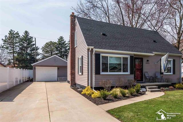 front view picture of 2906 Lafayette, Trenton, MI. 48183
