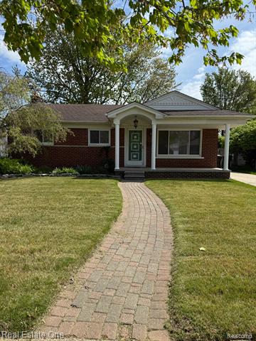 front view picture of 2683 Longmeadow, Trenton, MI. 48183