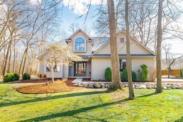 front view picture of 8555 Island, Grosse Ile, MI. 48138