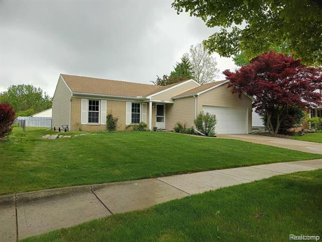 front view picture of 24849 Highlands Dr, Novi, MI. 48375