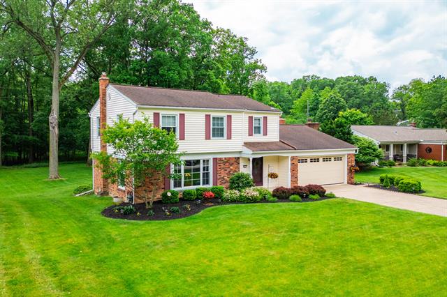 front view picture of 8135 Wood, Grosse Ile, MI. 48138