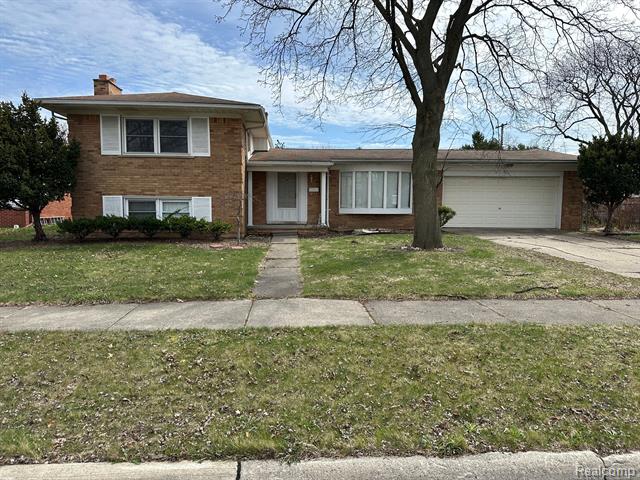 front view picture of 1681 Waverly, Trenton, MI. 48183