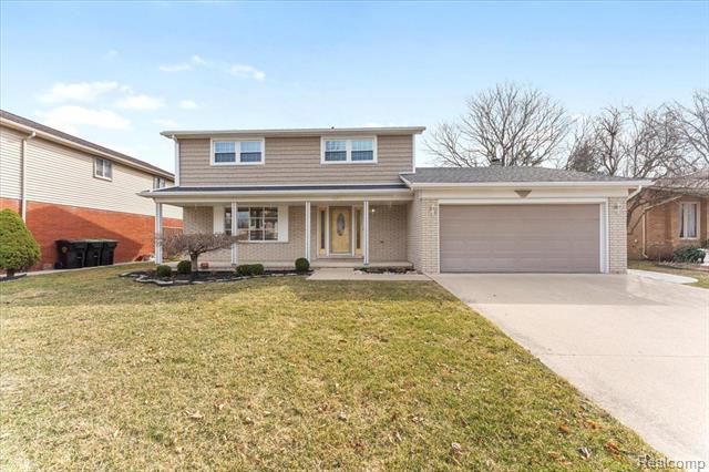 front view picture of 1571 Glen Ln, Trenton, MI. 48183