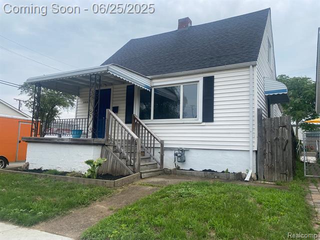 front view picture of 2864 Goodrich St, Ferndale, MI. 48220