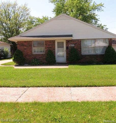 front view picture of 18572 Hinton, Riverview, MI. 48193