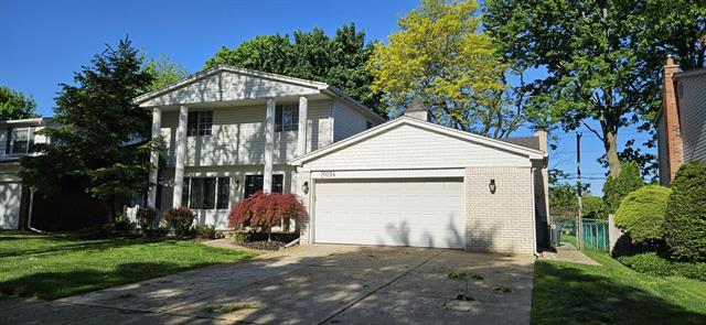 front view picture of 20214 Coachwood, Riverview, MI. 48193