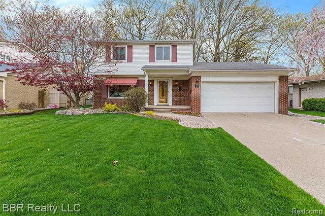 front view picture of 13842 Heritage, Riverview, MI. 48193