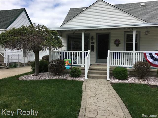 front view picture of 3890 22Nd, Wyandotte, MI. 48192