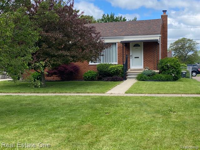 front view picture of 15410 Mccann, Southgate, MI. 48195
