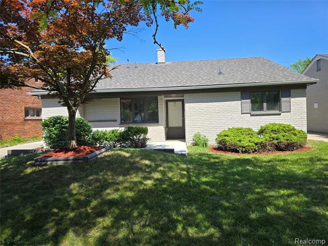 front view picture of 15335 Mccann, Southgate, MI. 48195