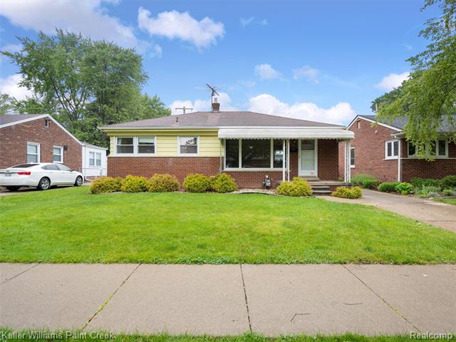 front view picture of 8664 Louise, Allen Park, MI. 48101