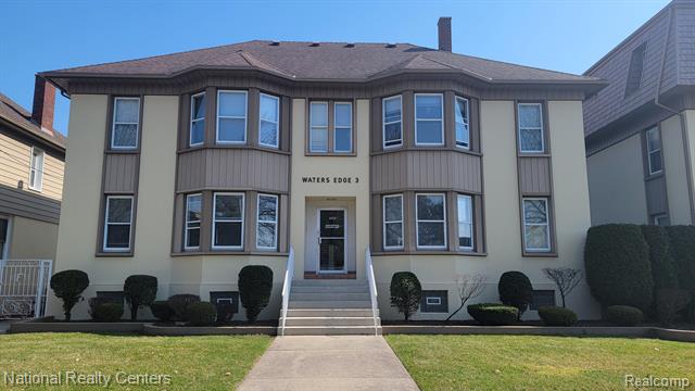 front view picture of 3243 Van Alstyne, Wyandotte, MI. 48192