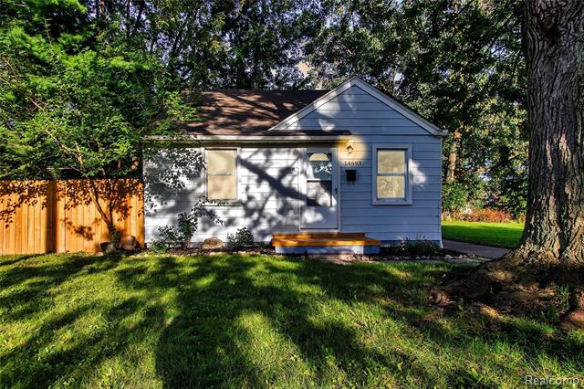 front view picture of 14693 Agnes, Southgate, MI. 48195