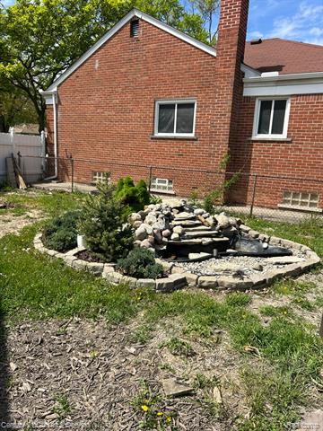 front view picture of 14669 Burns, Southgate, MI. 48195