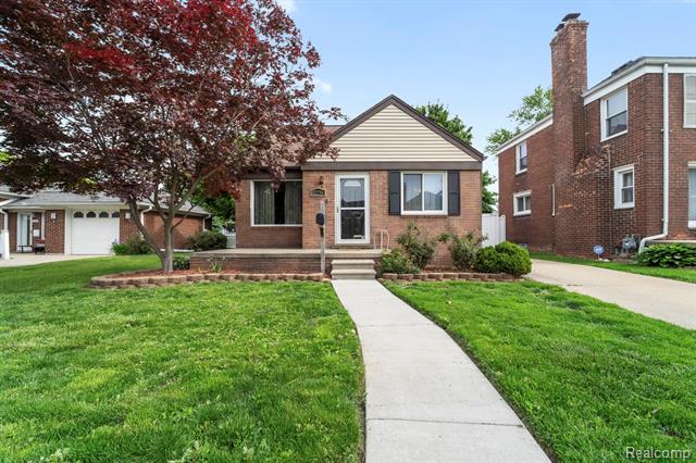 front view picture of 12754 Catalpa, Southgate, MI. 48195