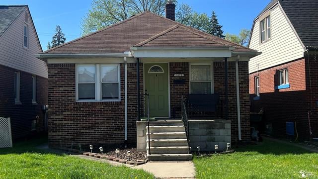 front view picture of 1077 Mollno, Wyandotte, MI. 48192
