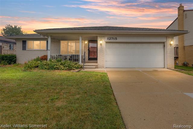 front view picture of 12715 Shery Lane, Southgate, MI. 48195