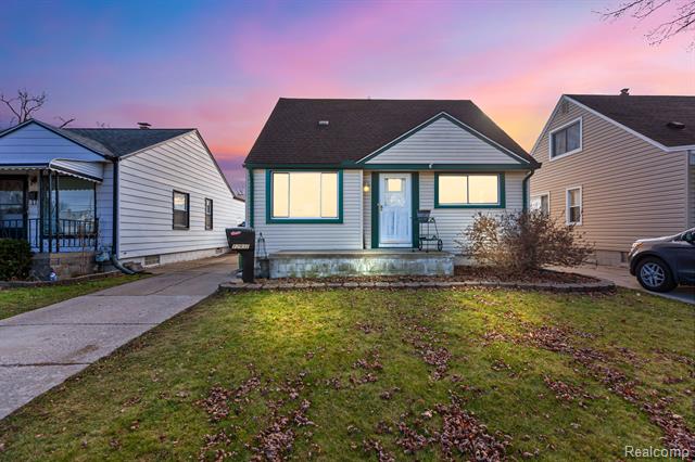 front view picture of 12937 Cunningham, Southgate, MI. 48195