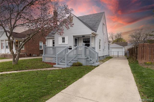 front view picture of 1486 18Th, Wyandotte, MI. 48192