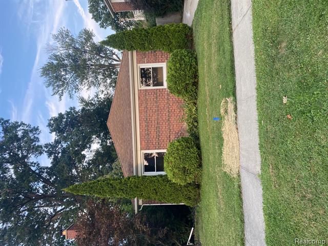 front view picture of 1679 23Rd, Wyandotte, MI. 48192