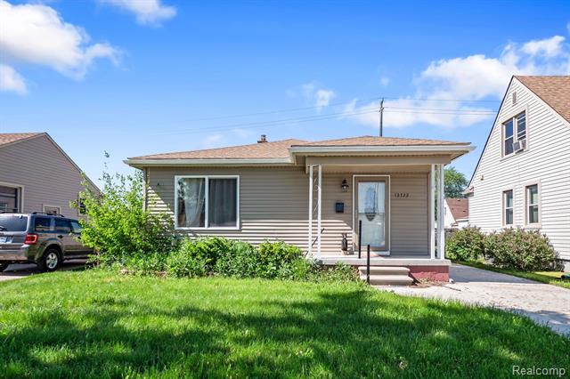 front view picture of 13722 Birrell, Southgate, MI. 48195