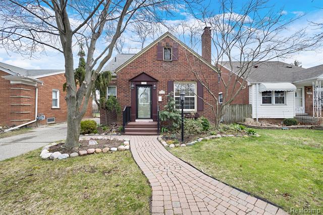 front view picture of 1559 12Th, Wyandotte, MI. 48192