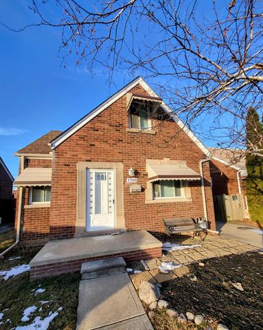 front view picture of 1760 Elm, Wyandotte, MI. 48192