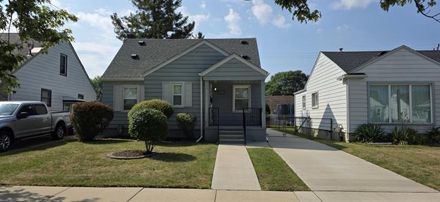 front view picture of 707 Ford, Lincoln Park, MI. 48146