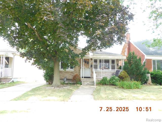 front view picture of 1810 Leblanc, Lincoln Park, MI. 48146