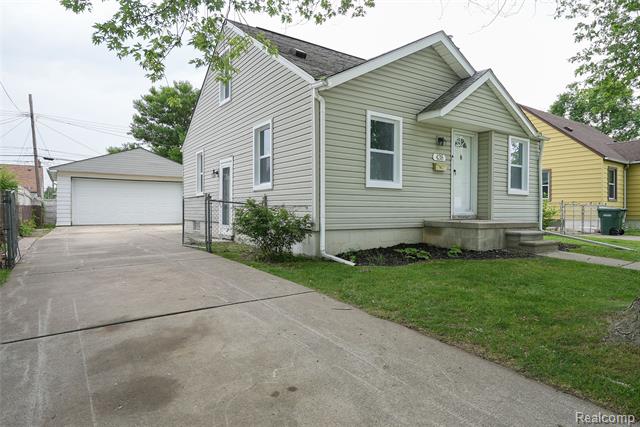 front view picture of 438 Ford, Lincoln Park, MI. 48146