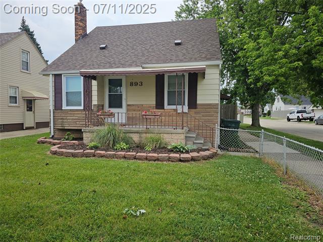front view picture of 893 Leblanc, Lincoln Park, MI. 48146