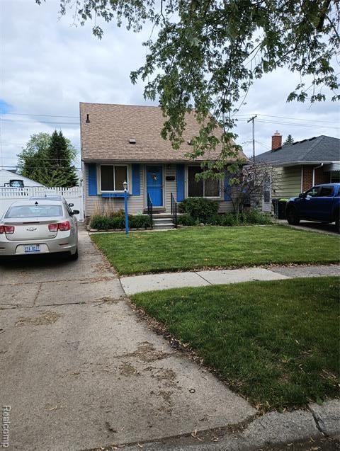 front view picture of 2082 Michigan, Lincoln Park, MI. 48146