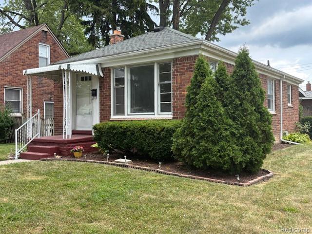 front view picture of 4241 Duplex, Lincoln Park, MI. 48146