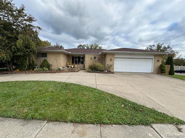 front view picture of 3649 North Shore Drive, Lincoln Park, MI. 48146